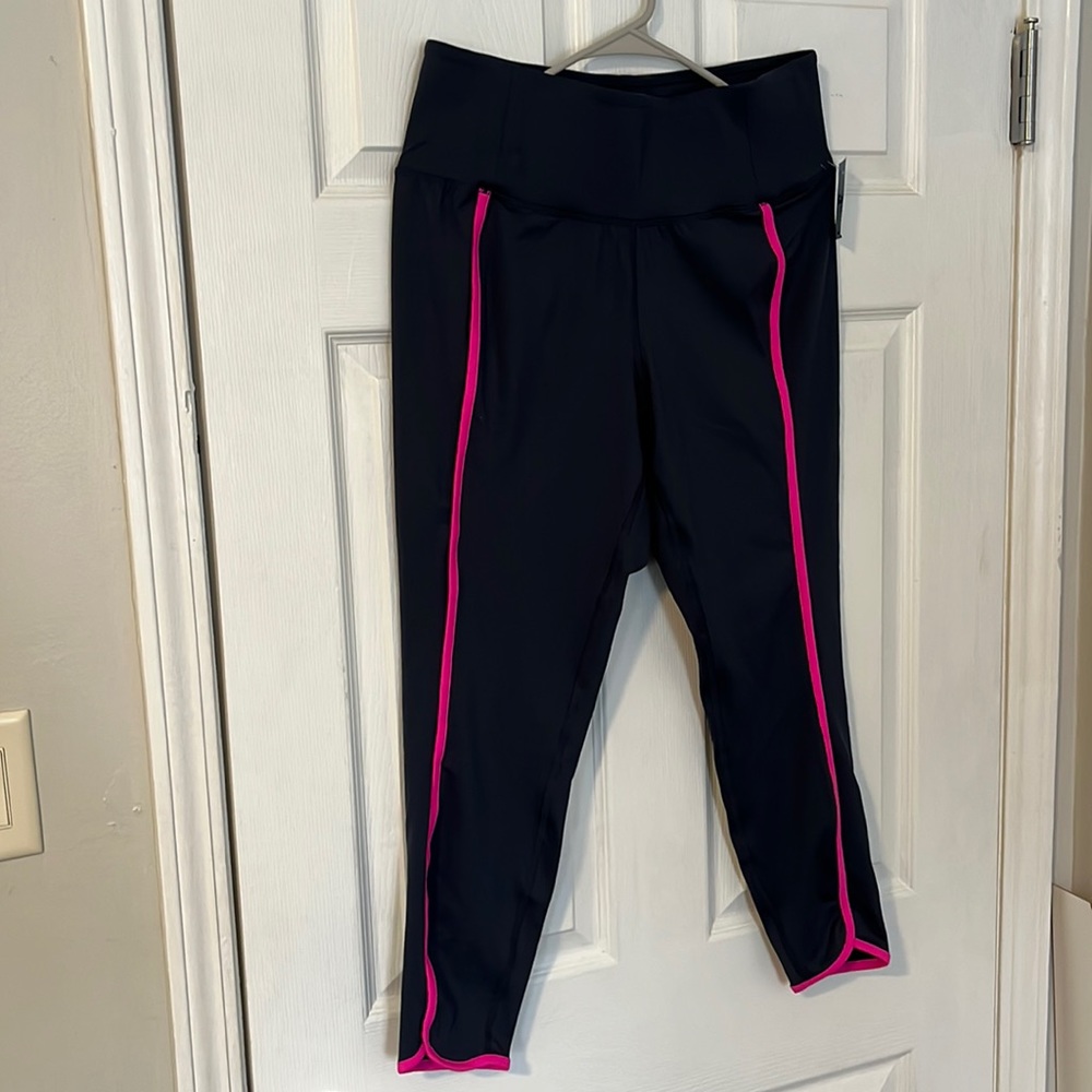 Livi active work out leggings size 14/16 gray/pink